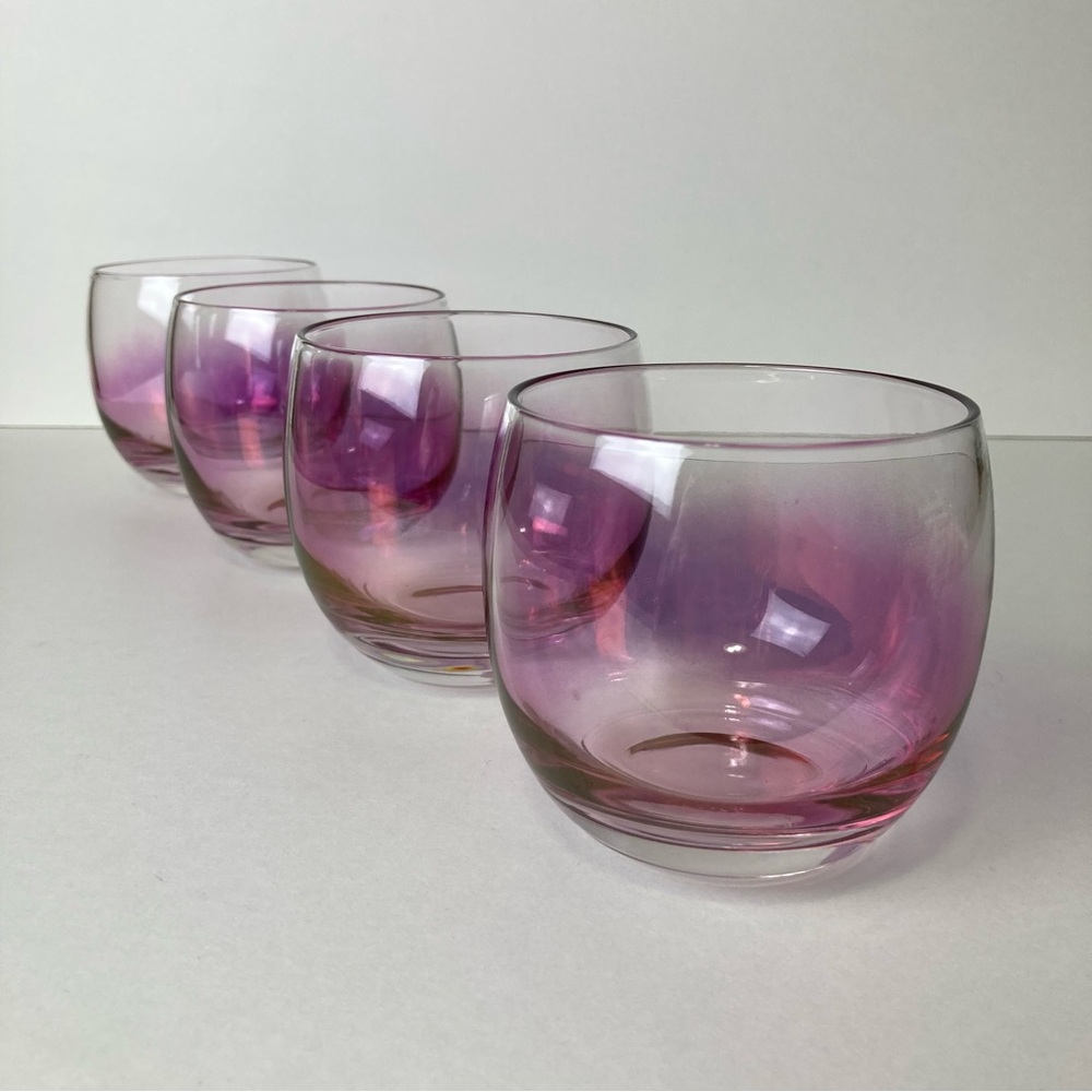 Roly Poly glassware, four glasses.